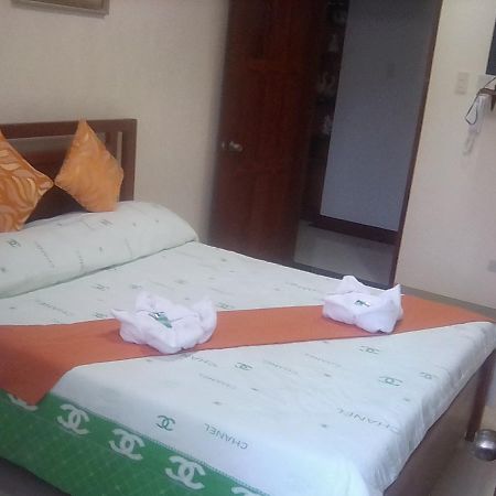 Gilin Pension House Puerto Princesa Extérieur photo